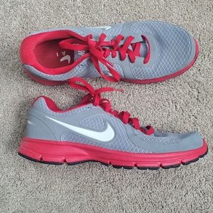 Mens Nike Running Shoe sz 11 EUC